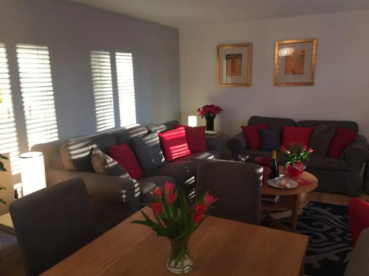 Lets Holiday In London Greenwich Apartment